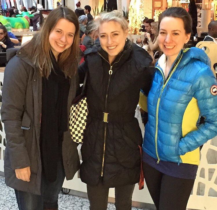 SarahHughesNY's tweet photo. Happy birthday @AlexeGilles &amp; @PiperGilles !!! 👯💖⛸🎂🎁🎈 https://t.co/kVy2vBjg6d