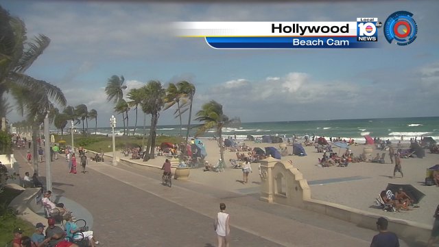 Nice & warm afternoon, perfect for the beach but the high risk of rip currents is still in effect. Stay safe! #Flwx https://t.co/pKBubGWpGo