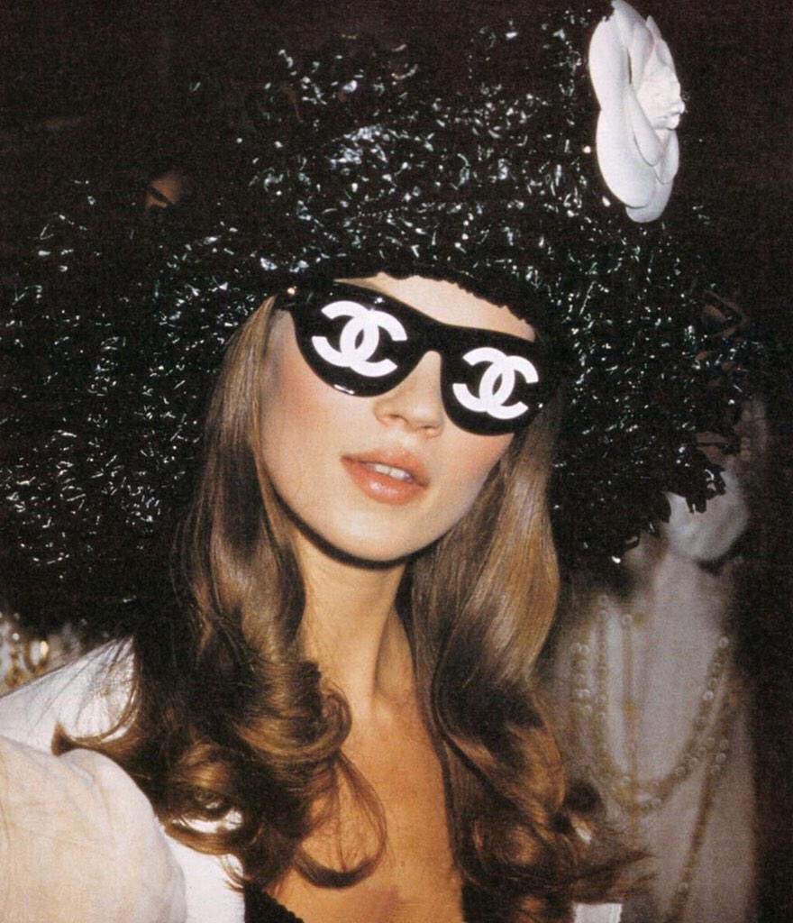 IAMFASHlON's tweet photo. Happy Birthday, Kate Moss. “You've got to stay ahead of the game to be able to stay in it.” https://t.co/B80uuTz5Vf