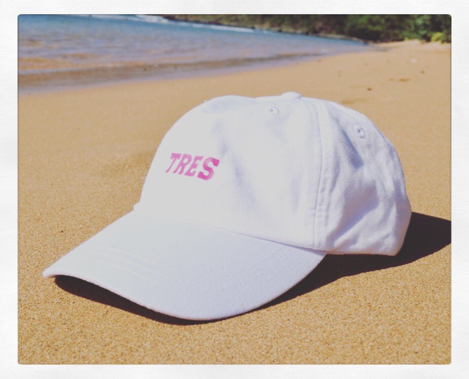 MiamiThreeOFive's tweet photo. Mornin' Myami! 🌴☀️🖐🏽 
T r e s - https://t.co/94EcS0xRS5 https://t.co/haGzuYTZcA