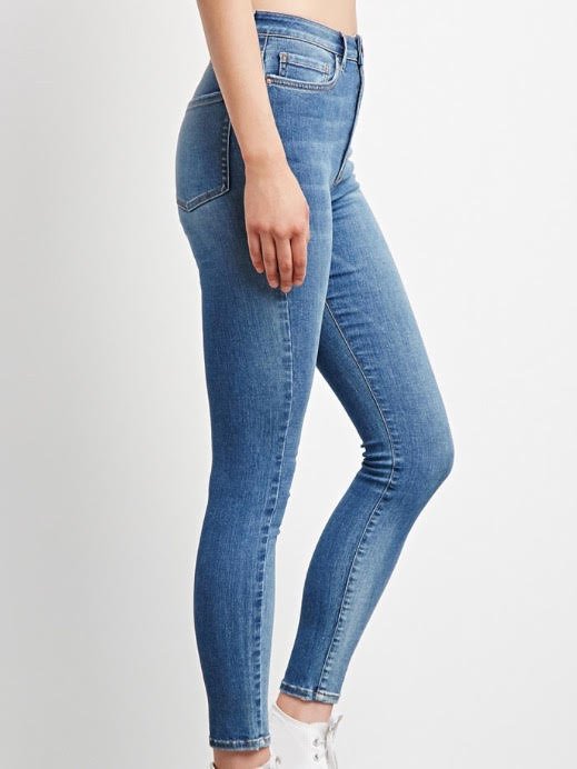 SWeatherOffcial's tweet photo. All jeans are $12.99 In-store and Online! Get yours today! https://t.co/I4aJhNscBe