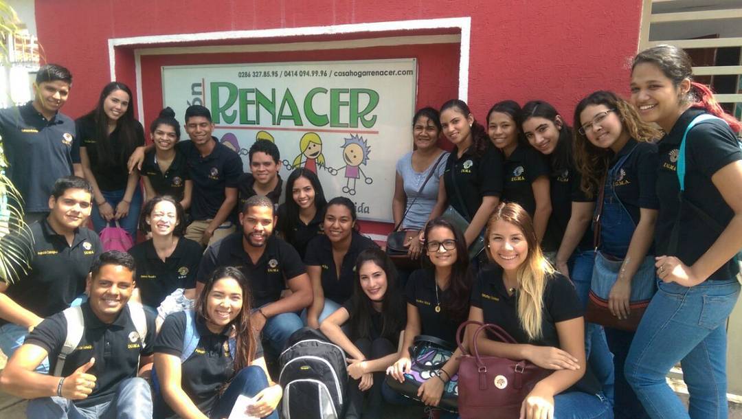 marijo2901's tweet photo. Gracias a la fundación @Casa_Renacer por permitirnos vivir esta experiencia de vida. @ugmaenlinea @ugmaguayana #SCenRenacer #GraciasSeñor https://t.co/CRA8vFh0XW