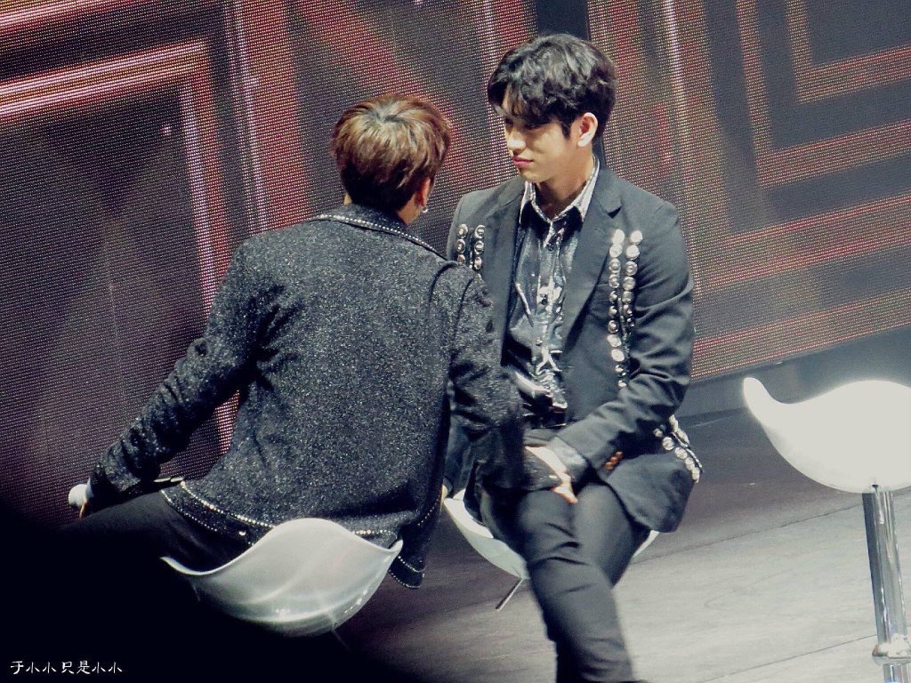 TKT_JYJS's tweet photo. ชอบทุกการเทคแคร์ที่จั๋นมีให้จินยองเสมอมา มันมีความหมายมากสำหรับเรา #Jinson https://t.co/7Nl7Jxht4F