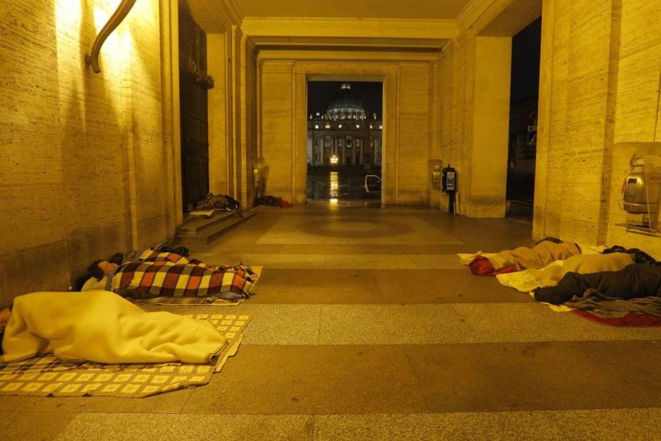 streetskitchen's tweet photo. Shelter: Two families in #London are now made homeless EVERY hour.
https://t.co/xvncKfgA7M https://t.co/iopksuxgsQ