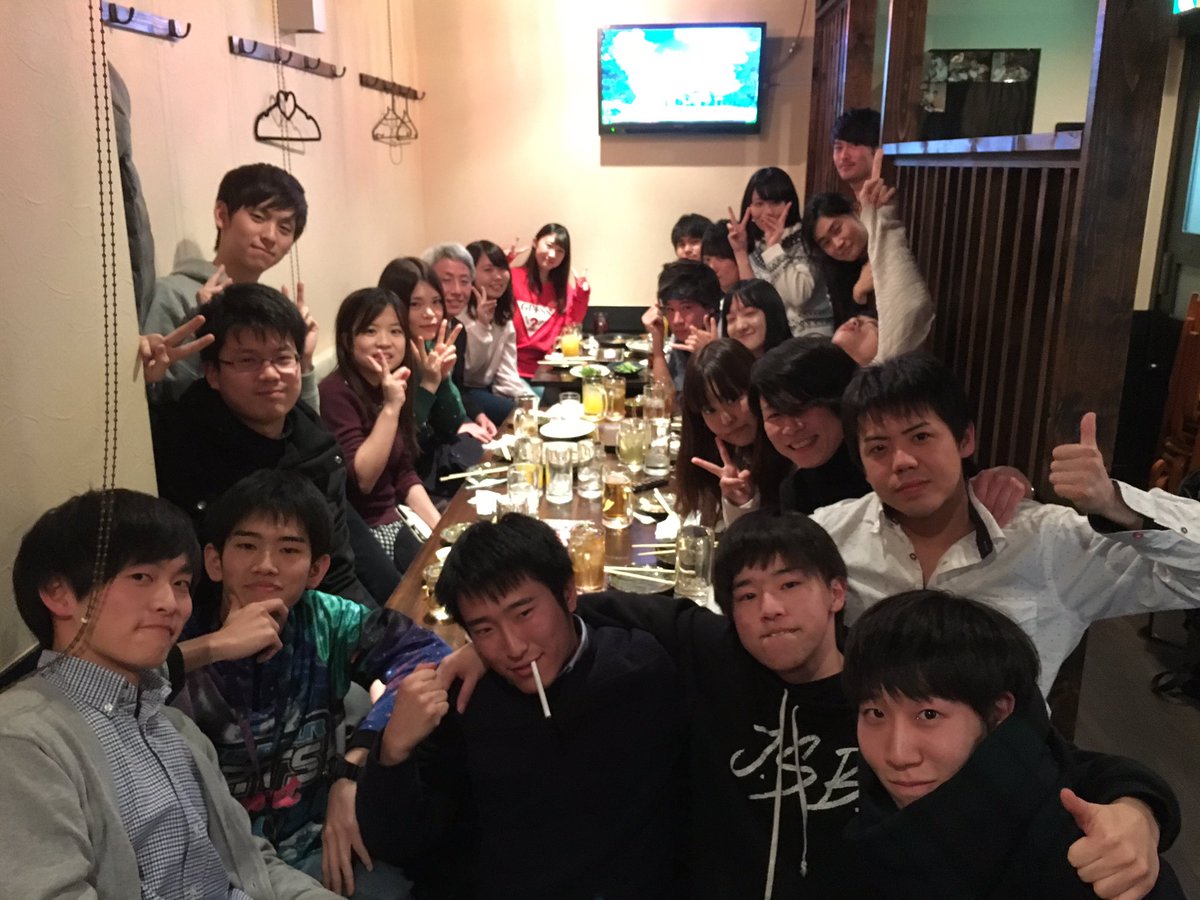 weare_KS024's tweet photo. 今日は新入生歓迎会でした！！
3世代が初めて揃い、とても楽しい会になりました！😄🙌
これから河合ゼミますます��り上がって参ります！！！😎😎😎
#capture3 https://t.co/3nAndi85y5