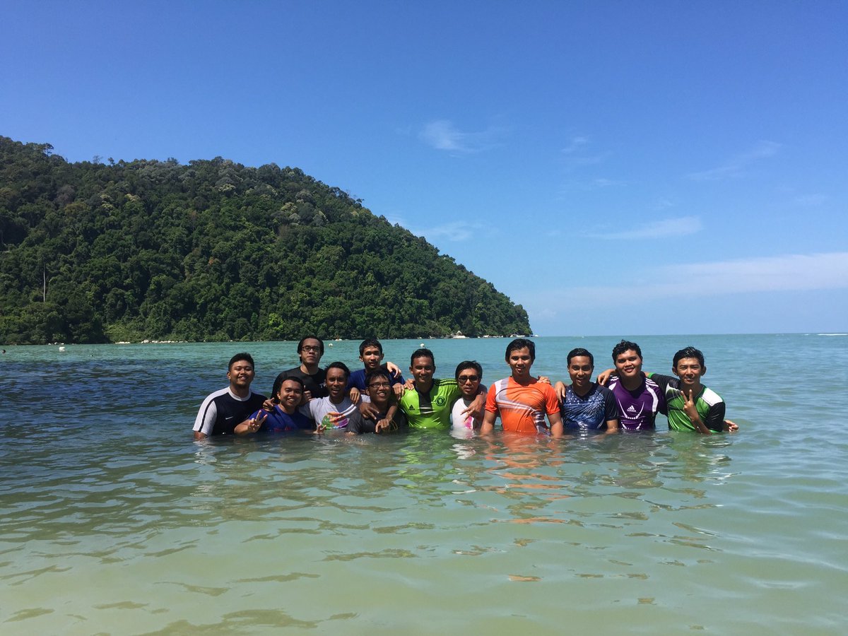 asnawiaris0711's tweet photo. Vacation sudah abis broo! Back to the reality 😂, well done boys #biobros #biobonding https://t.co/giWOqZHIlP