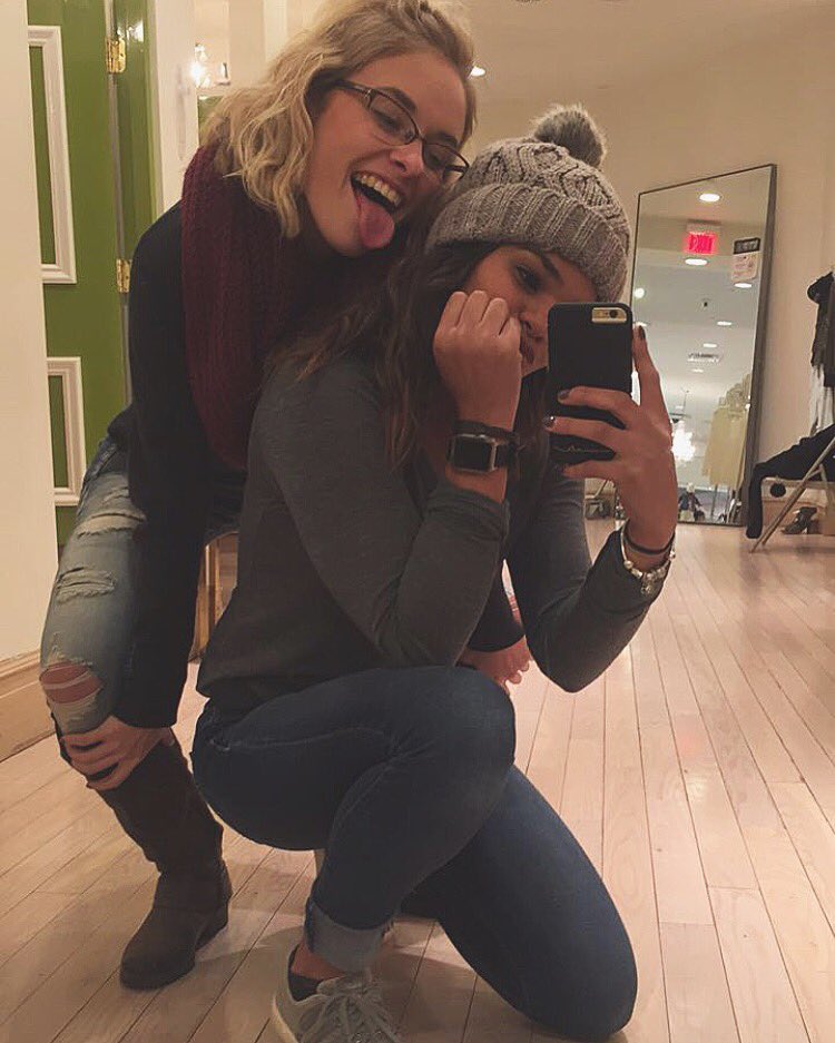 Kierraa_graham's tweet photo. Happy birthday to my best friend , I love you, see ya later ❤️❤️ @KieraSnyder https://t.co/icIKI4vjbz