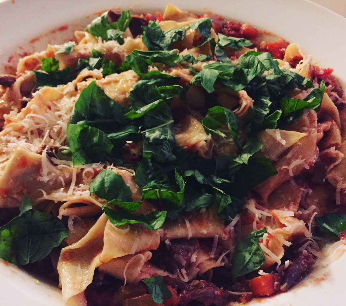 uneditedfoodie's tweet photo. Delicious pasta with duck Ragu, thank you @phil_of_cooking for a delicious dinner #comoeats #comocooks #comofood https://t.co/s1xOA8M90J