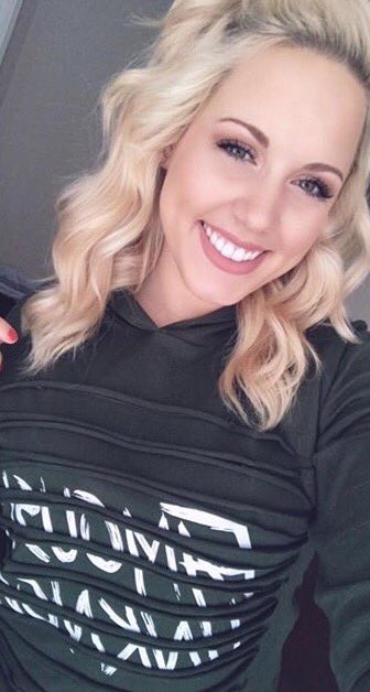 Fmouslyunknown's tweet photo. Love to get selfies from our #FU fam. DM us pictures to be featured on our IG page🙌🏽 #fuclothing #famouslyunknown #atlclothing #atl https://t.co/XaMEIKWQWT