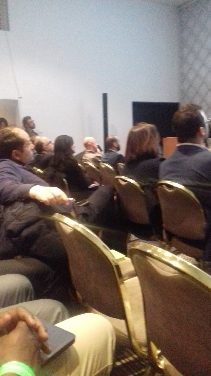 MathieuCalmel's tweet photo. #SageBM17 intérêt important de nos partenaires pour l'atelier X3 https://t.co/ynPoAlSq7u