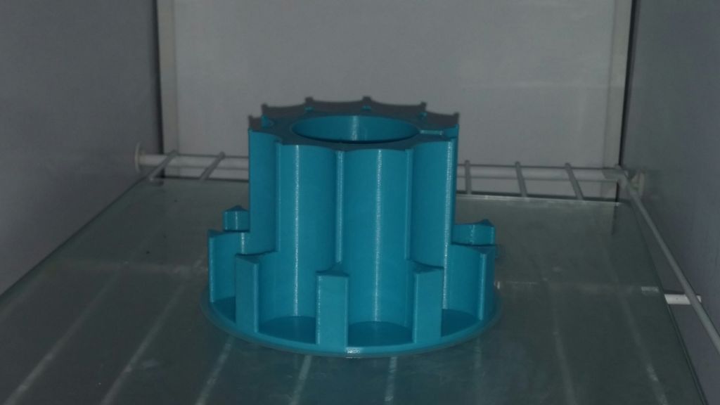 PrintedSolid's tweet photo. If you have a #3DPrinter with a removable build plate, you can set it in the freezer and the print will pop off in seconds. #3DPrintingTip https://t.co/xMYiZy6qP9