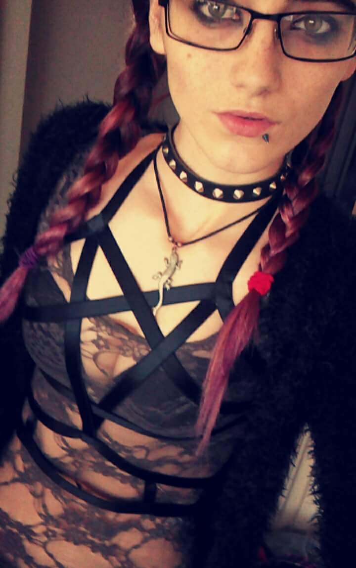 MissManson97's tweet photo. #MarilynManson #mygod #worship #goth #instagram #gamer #follows https://t.co/Cu0ZX6Cepa