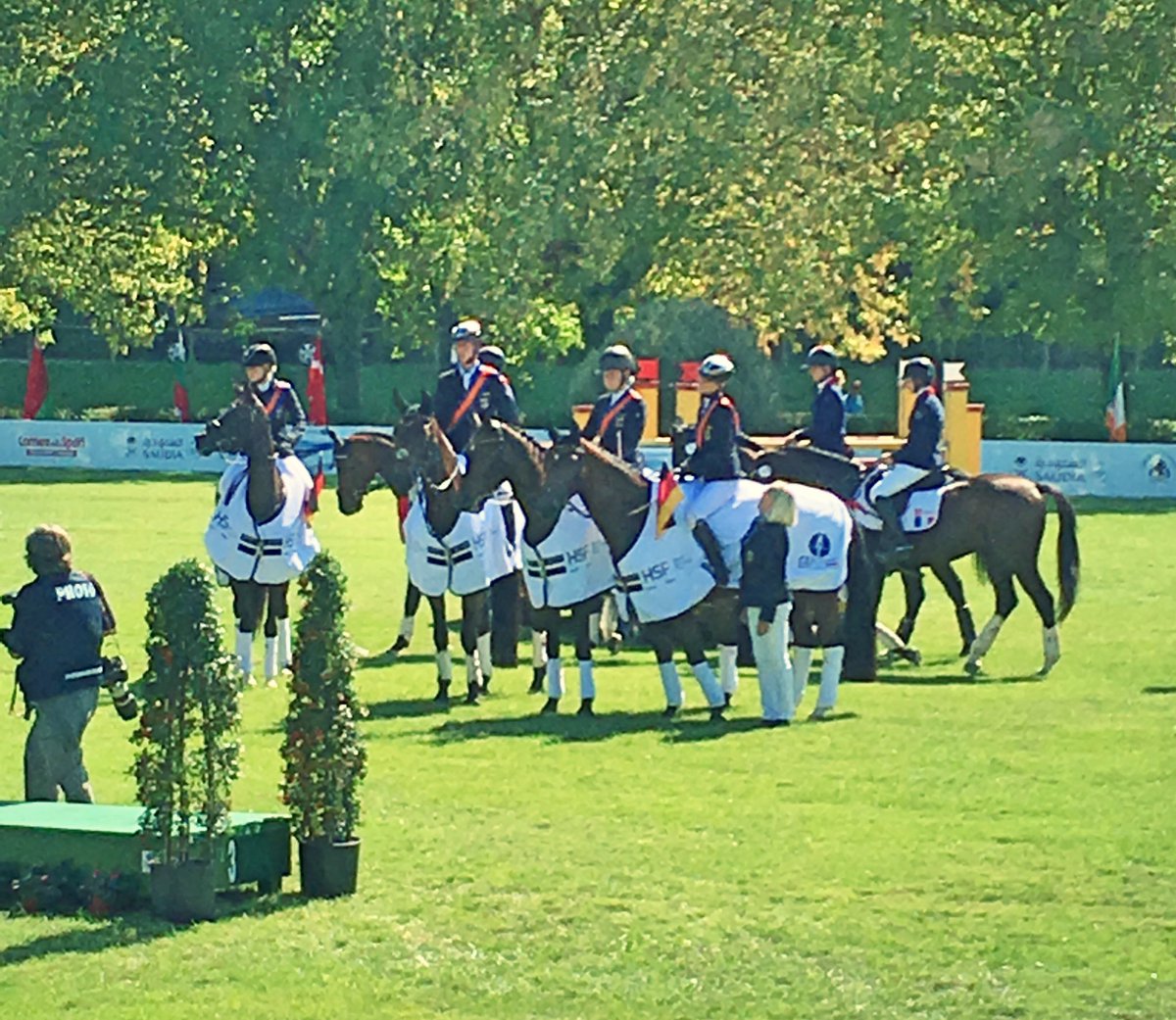 monteventing's tweet photo. #memories #tbt #GermanTeam #EuropeanEventingChampionshipJ2016 @FEI_Global #twohearts https://t.co/ePkE3wSuwb