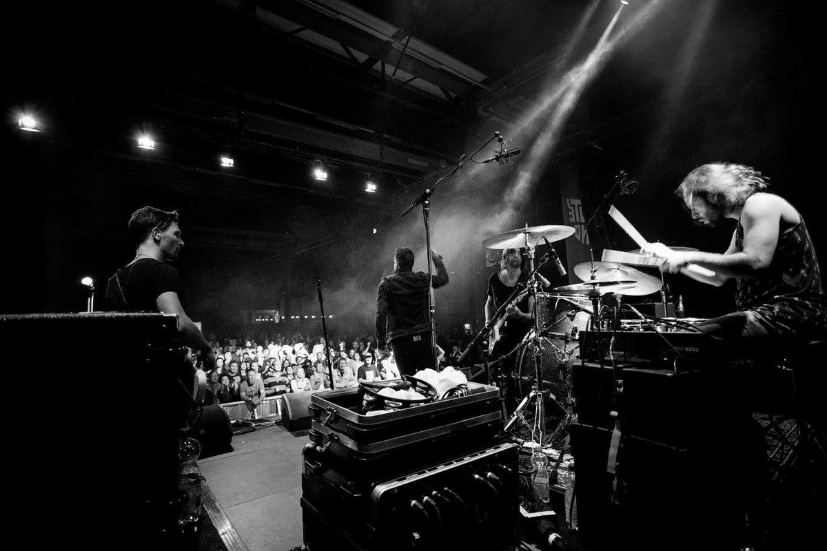 Zat. 04/02/17 <a href="/crystaldreamnl/">✪ Crystal Dream</a> U2 Experience <a href="/WaterGoed/">Watergoed</a> #Valburg 20.30-00.30 Doors 19.00 Tickets: eventgoose.com/newsales/websh…
#Pop #Rock #U2