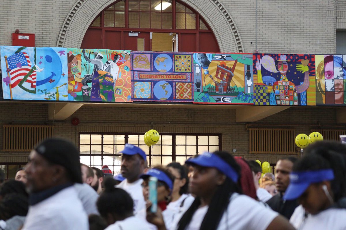 PhillyMayor's tweet image. You're never truly happy unless you're in service to others. Keep today’s spirit alive &amp;amp; continue to volunteer in your community #MLKday2017