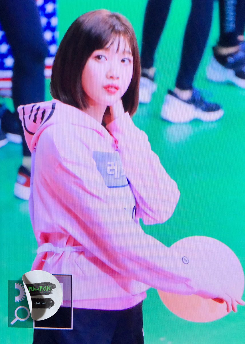 Pumpkin960903's tweet photo. 170116 아육대  #조이 💚🐥💕 https://t.co/ny57rIuBxh
