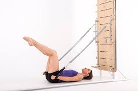 pilatesspring's tweet photo. #pilatesmáquina: EVO-T: #pilatesparatodoelmundo: Alineamiento,Concentración, Centralización y Control. #Todoenuno
#pilatesspringboard https://t.co/jTdZxVVg0o