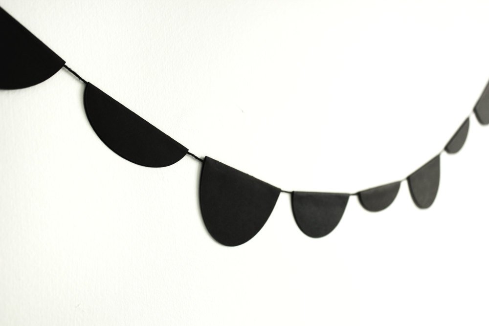 HedgehogUrban's tweet photo. Half moon banner, half moon garland, nursery banner, nursery d… https://t.co/Q4uEkHF7P8 #babyfashion #ChildrenBanner https://t.co/cjegV1KqIv