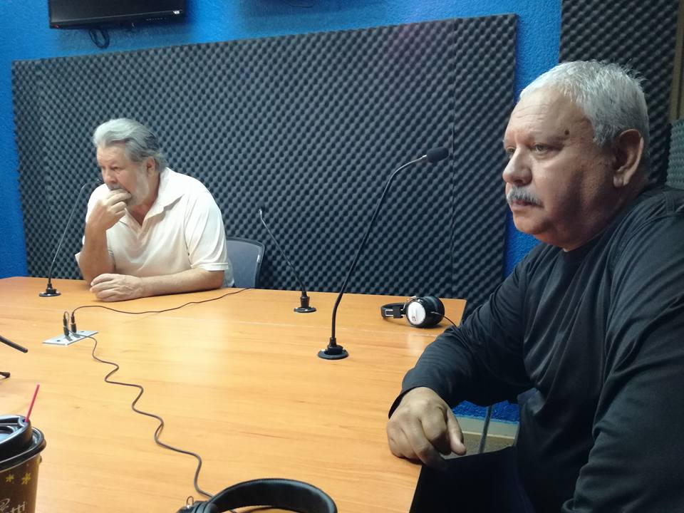 AlbertoOsorioMe's tweet photo. Nos acompañan:  Sergio Moreno Dirigente de los Braceros mexicanos en Chicago y Jose Luis Sanchez García https://t.co/xTaKWb1kaT