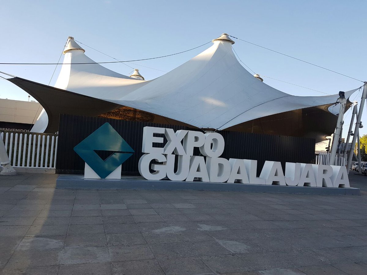 playmodeljeans's tweet photo. Estamos desde Expo Guadalajara dando a conocer lo mejor de la moda colombiana
  #mexico #moda #ExpoGuadalajara https://t.co/5wYT7vynUe
