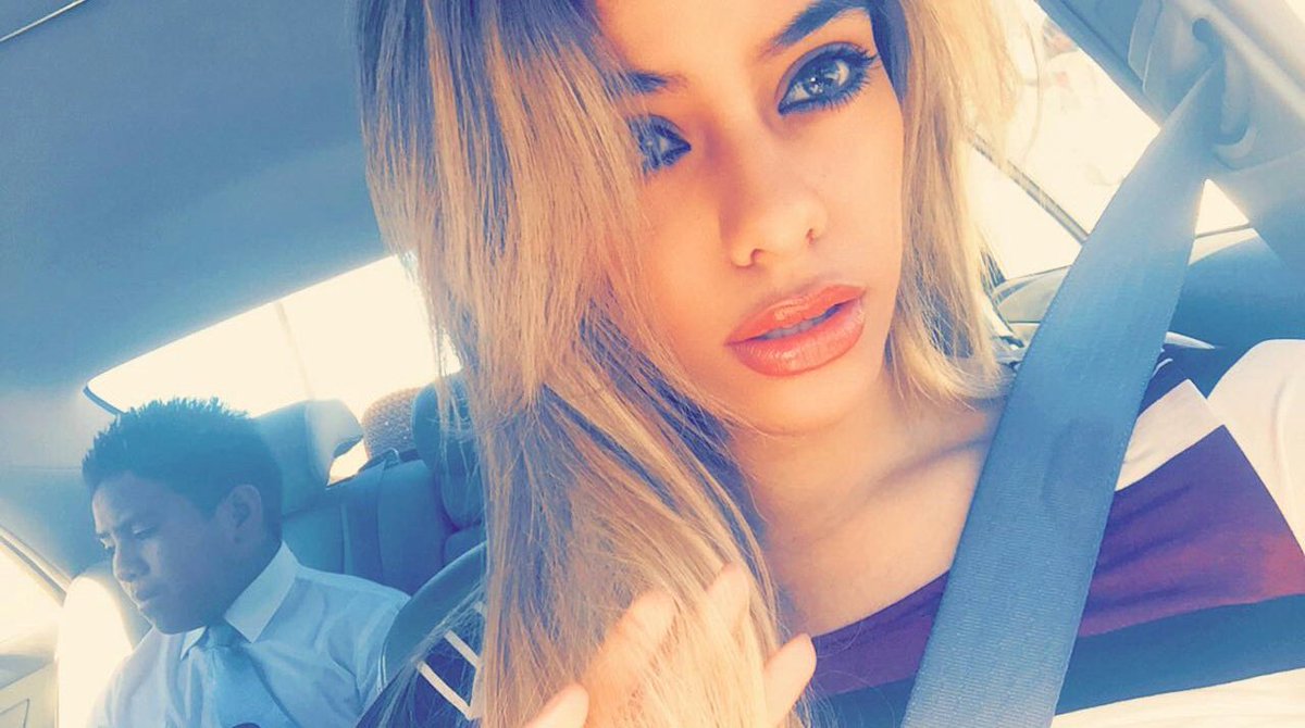 milesdefix's tweet photo. #WorkFromHome #BestMusicVideo #iHeartAwards https://t.co/BibdNGhs2h