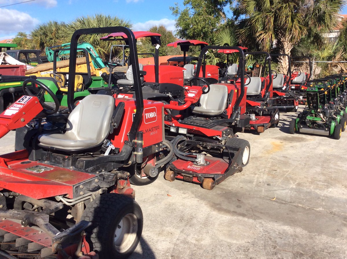 showturfjim's tweet photo. Pre-loved units need a good home. Stretch your $$$.
DM me for availability. @ShowTurf #UsedToro #UsedJohnDeere https://t.co/DwiZsDQc0u