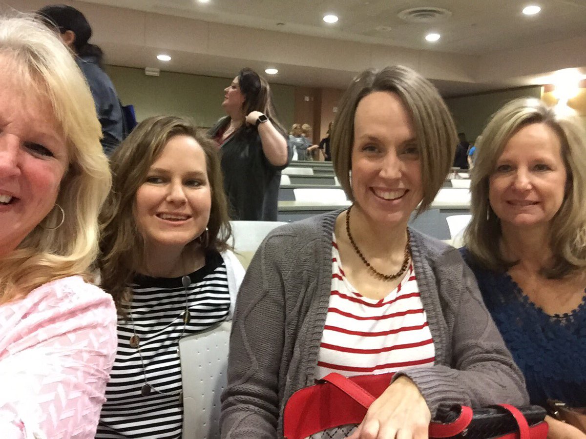JamieJpenick's tweet photo. #dptech2017 Great first session! https://t.co/MeJ0HcIZFR