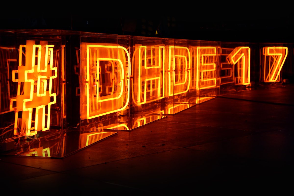 Razer's tweet image. The #RazerBus drove to Dreamhack Leipzig over the weekend. More pics in the gallery: rzr.to/MIYAs

See you at the next DH.