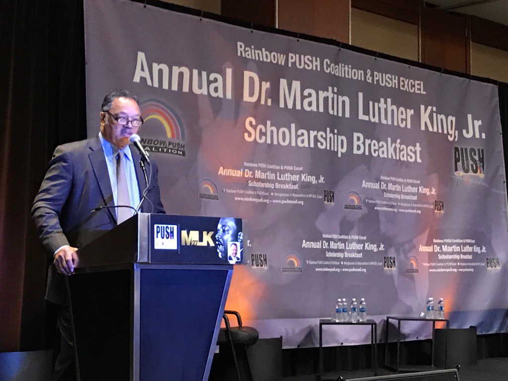 Michael22685087's tweet image. #excel2017 @ComEd with Rev Jesse Jackson celebrating Dr Martin Luther King&apos;s birth.