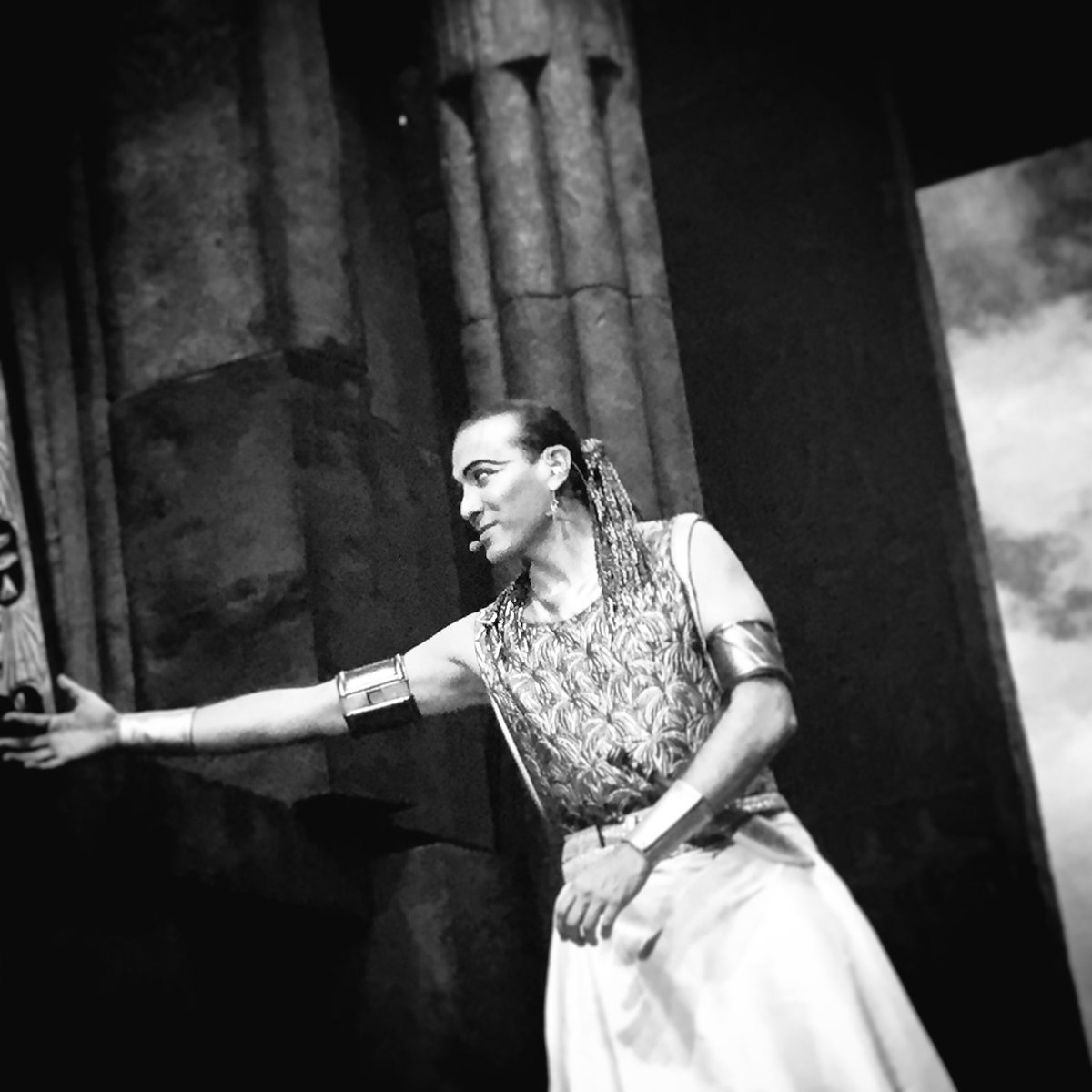 Mane_EG's tweet photo. @MerwanRim Incontestablement ton plus beau rôle. #Memories #Ramses #LesDixCom #PrinceOfEgypt @LesDixCom #Proud https://t.co/lVjhaWiHrL
