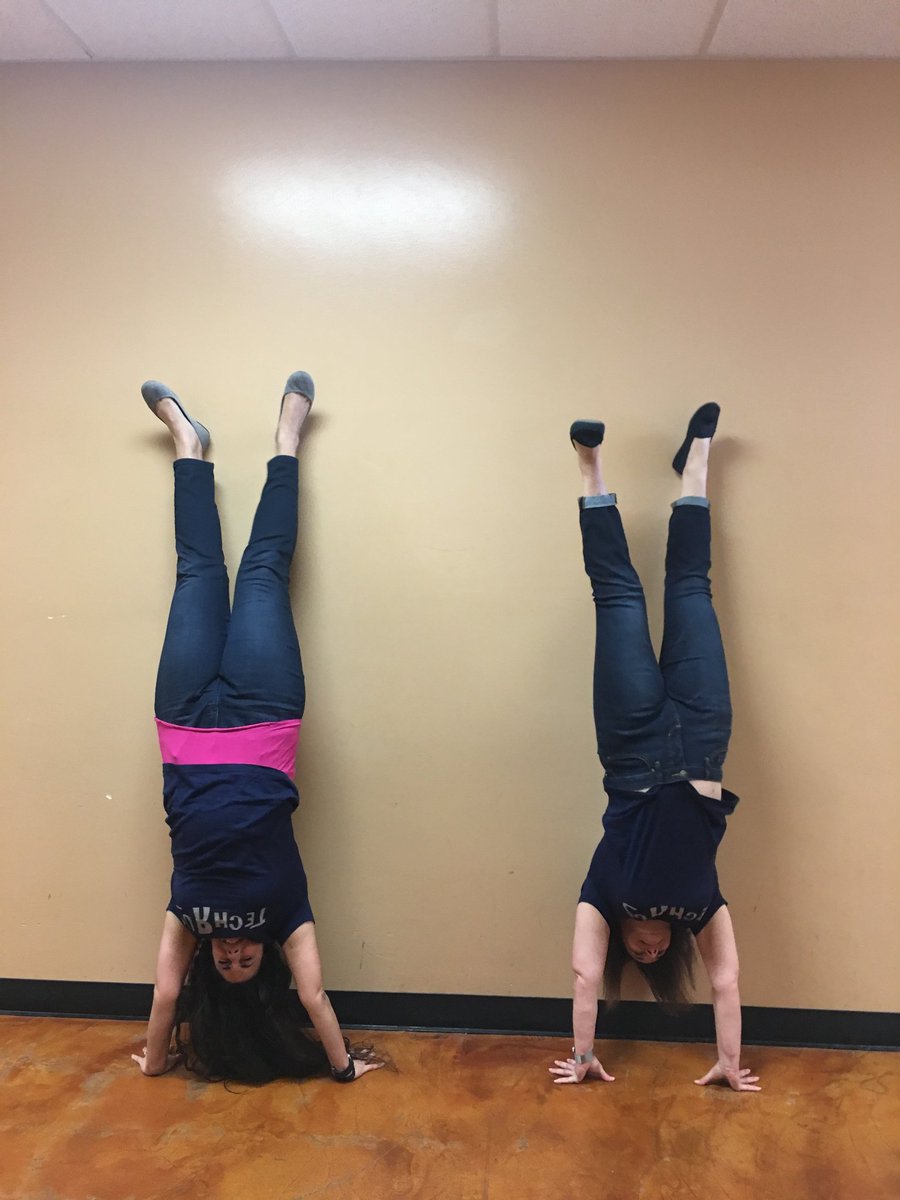 MrsFelix_SJE's tweet photo. Handstands 'R us! #dptech2017 #dpapprace2017 #techrus https://t.co/4RWqhBmYfA