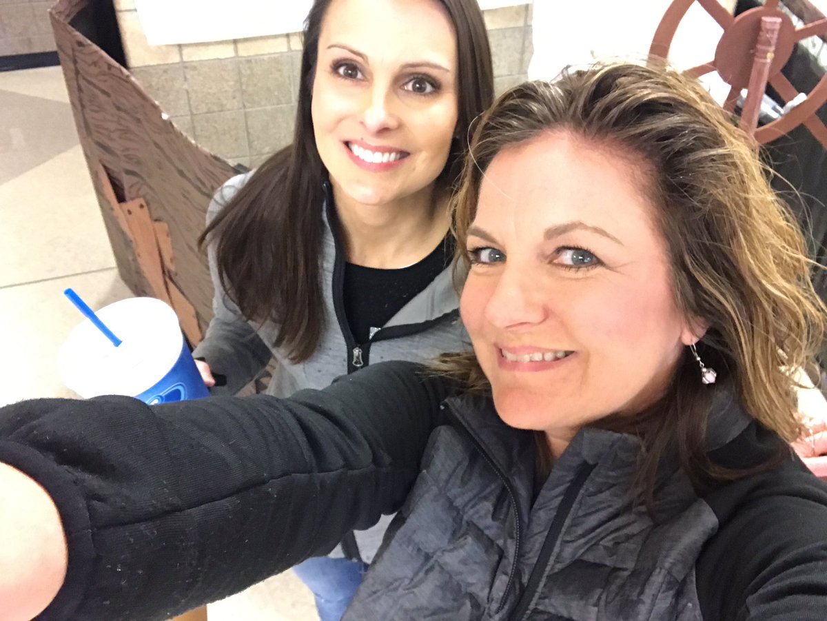 peckhamm's tweet photo. Conferencing like a pirate-team 15! #usd385innovate https://t.co/TkIJqn62li