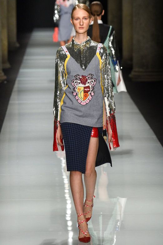SomosIDEALIA's tweet photo. #Resumen de las #tendencias que entran o se quedan este #2017 https://t.co/xEtPPcXVX7 vía @harpersbazaarES #moda #mujer #IDEALIAstyle https://t.co/x5X4YS3rio