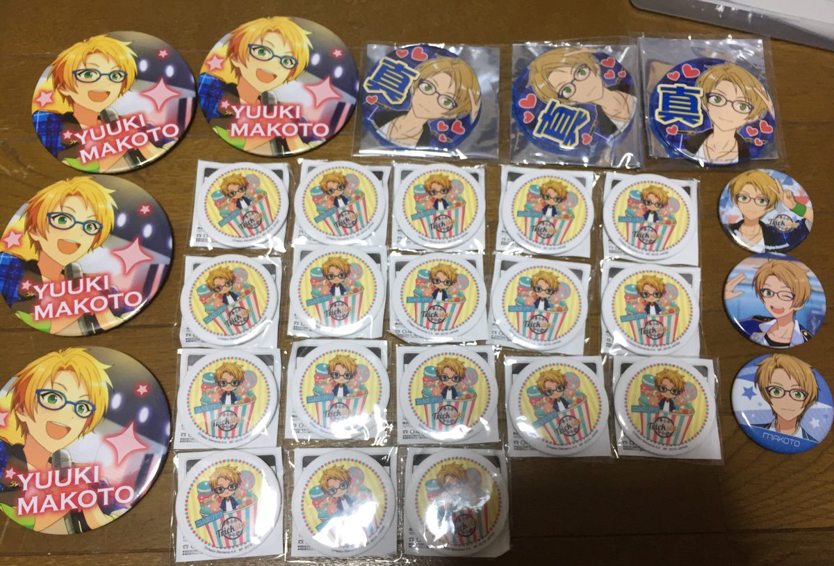 ちゃけけ 譲渡 あんさんぶるスターズ あんスタ 缶バッジ グッズ纏め売り 求 纏めて円 すべて定価 プライズ缶バッジ600円 譲 遊木真 推しキャラ缶バッジ3 ドリーム缶バッジ1衣装1制服11番カフェ18 プライズ4 友人のものです代理での