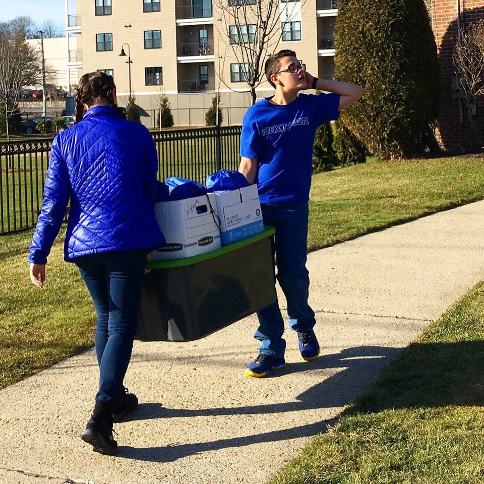 SVDPNextGen's tweet photo. Did somebody say delivery day? 🎒🚌📦 Great way to celebrate #MartinLutherKing day! #mlk #necessitiesforneighbors 
#svdpnextgen https://t.co/dTLuO9b7dN
