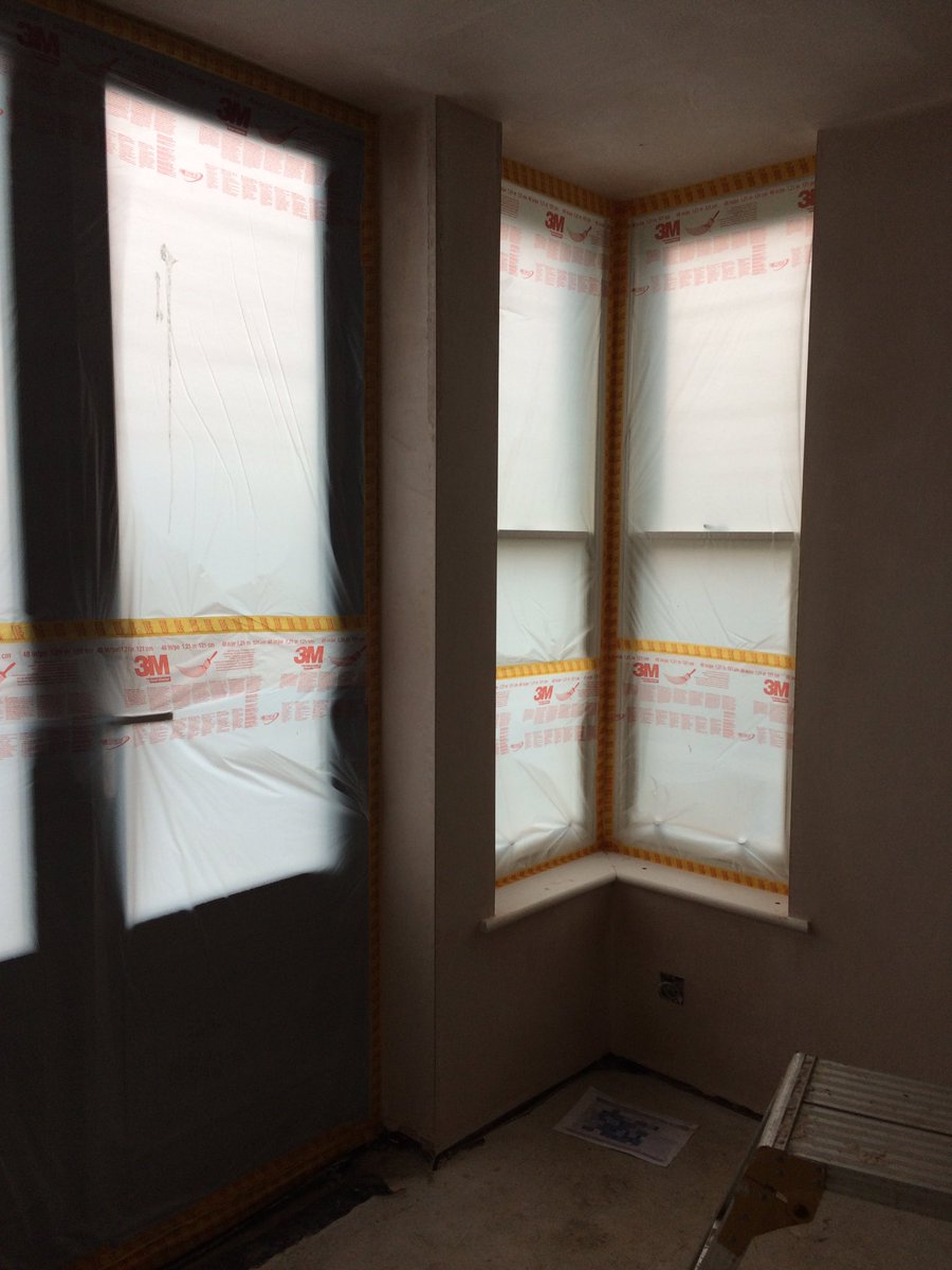 SupremeFinishes's tweet photo. All masked up and ready to spray https://t.co/fMKYawdajA