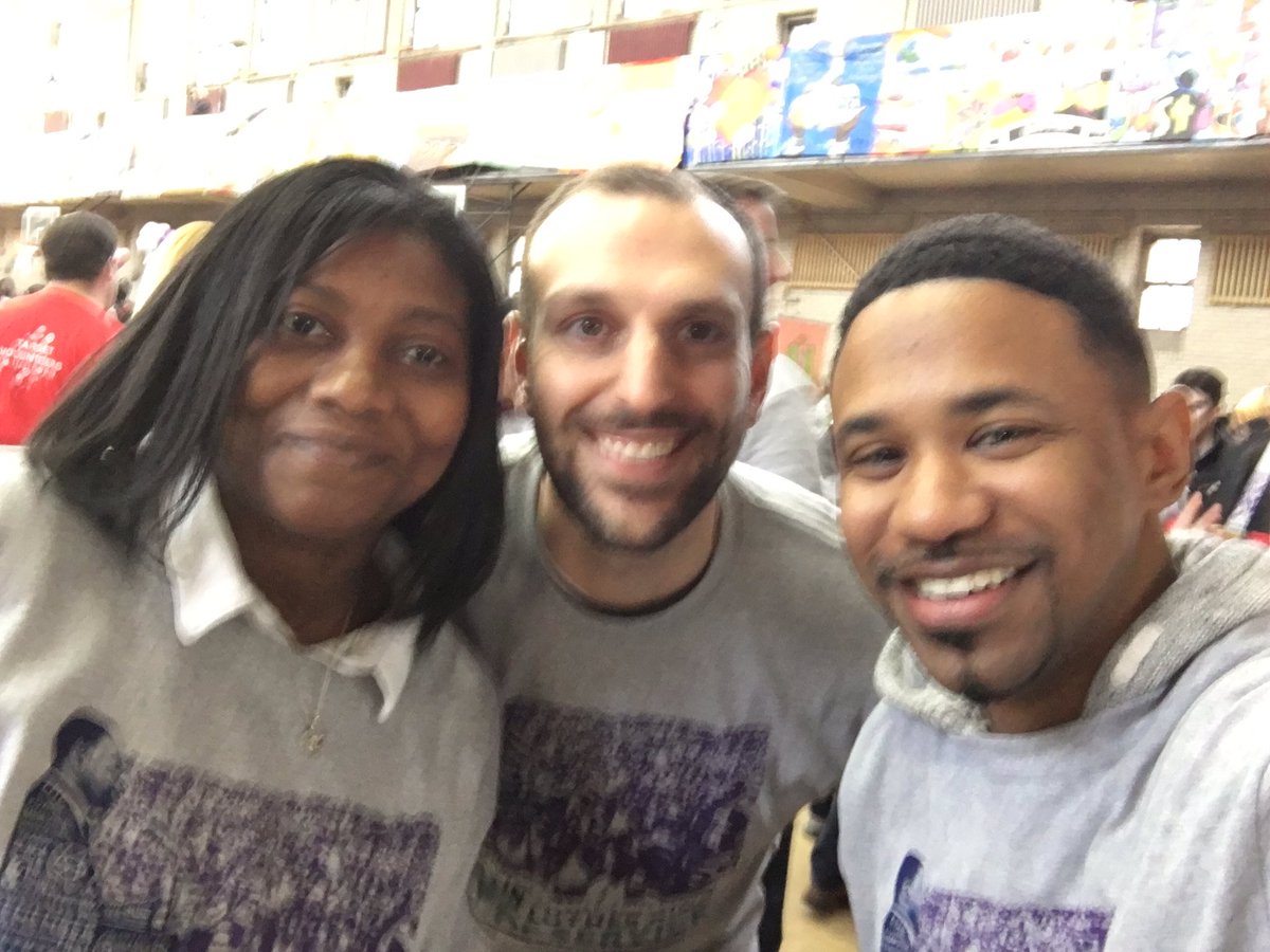 HAM in the house! Representing at the MLK Day volunteer event!! #D421 #G493 Work somewhere you ❤️! Giving back to the community! 🙂