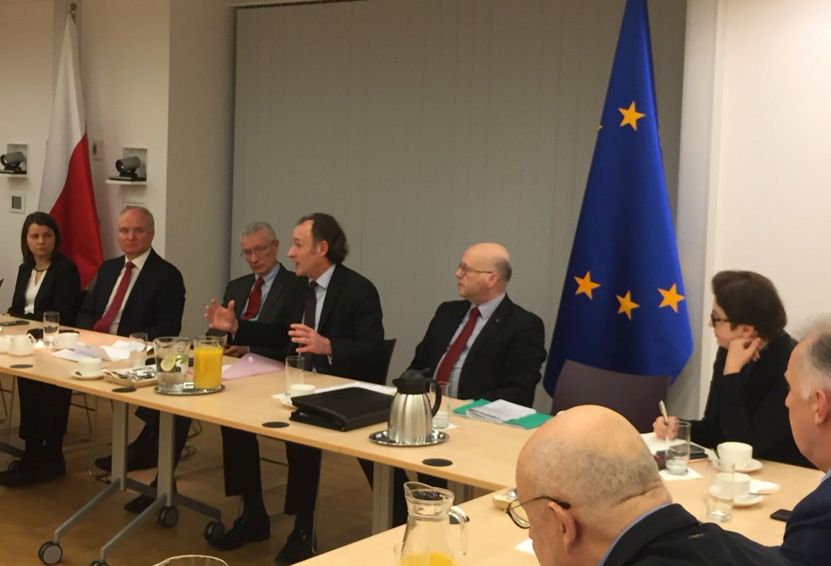 DIGITALEUROPE's tweet photo. National Coalitions fundamental for #DSJCoalition PL #SPRUC discussed #DigitalSkills w/@PLPermRepEU @DSMeu @JJAMurray umiejetnoscicyfrowe.pl https://t.co/sEC6aPB37t