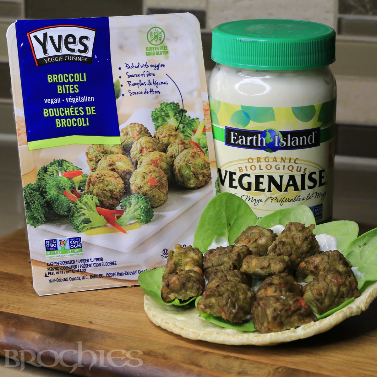 BroghiePoppers's tweet photo. #NewYearsResolutions! 🏋️🥙 #MeatlessMonday lunch. Broghies w spinach, #vegenaise &amp; #BroccoliBites by @YvesVeggie. #lowcal #lowcarb #veggie https://t.co/LwhGRURhh9