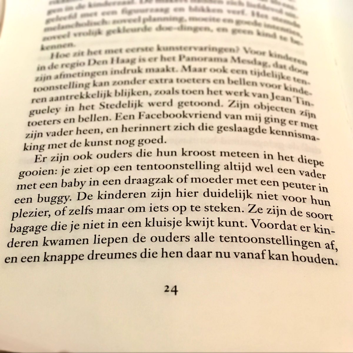 Wat een geweldig boek #Museumbezoeking van <a href="/PaulineSlot/">Pauline Slot</a> Met zoveel humor geschreven. Wel benieuwd wat ze van <a href="/Kunstfanaatjes/">KUNSTFANAATJES.NL</a> zal vinden :)