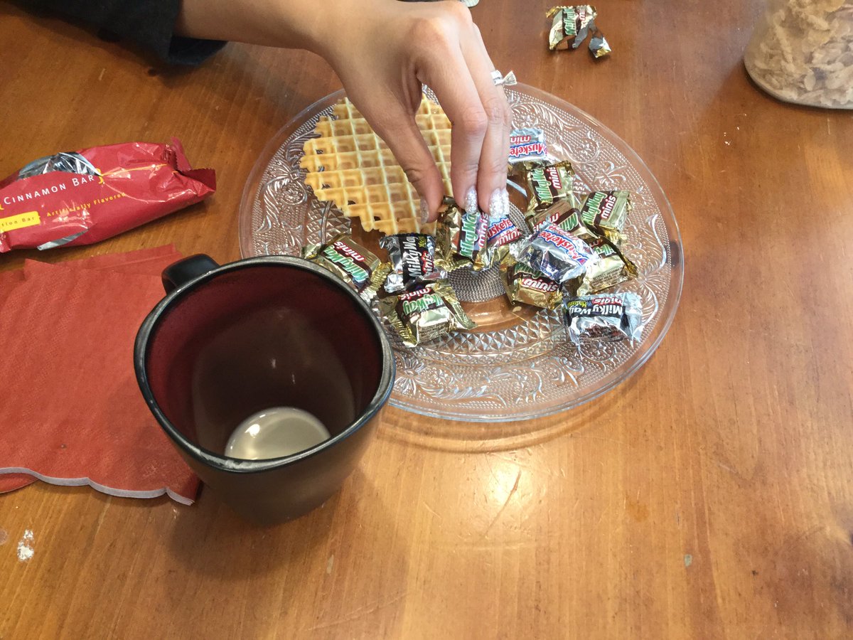 etottenSJE's tweet photo. We need fuel for this intense race!!! #dptech2017 #dpapprace2017 #APPrendemos https://t.co/Eq8Al0e8fc