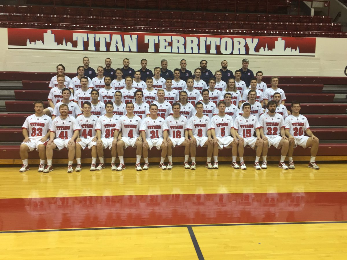 And finally your 2017 men's lacrosse team pic #DetroitsCollegeTeam