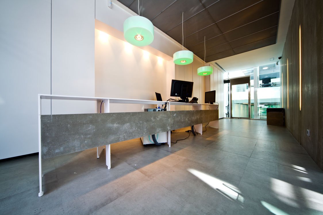 Recibidor/recepción de la sede de Calle Apolonio Morales (Madrid). #ProyectoEneres #EficienciaEnergética.