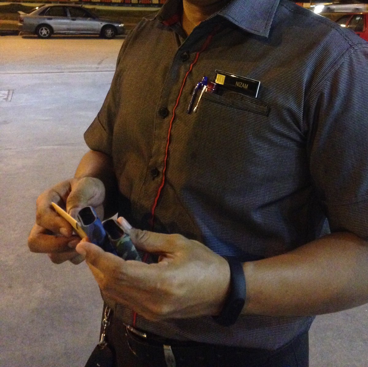 Techy_Tracker's tweet image. Terima Kasih Abg.Nizam membeli di Techy Tracker ✌🏻️🕶Stock Ready💯Original #xiaomi #miband2 #healthylifestyle #running #marathon #gadget