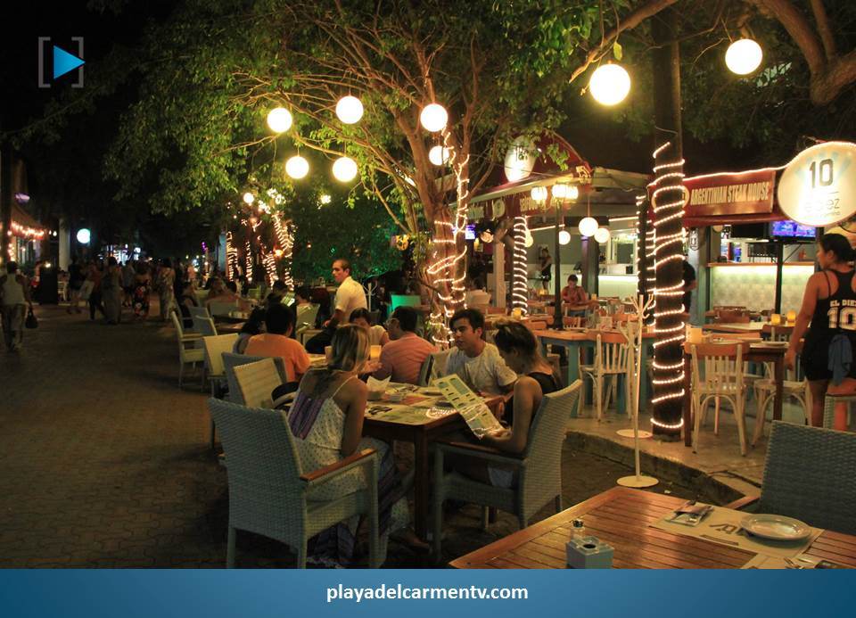 #YoAmoaPlayaPor su belleza, sus tradiciones, su gente buena y trabajadora. Porque es un hogar maravilloso. Fuerza #PlayaDelCarmen!!! 💙