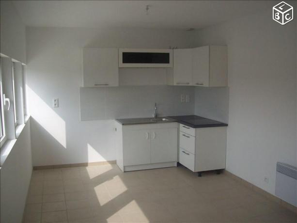 ArthurimmoG's tweet photo. #location 3 pièces 62 m² #T3 #Guingamp. Belle opportunité à saisir. Plus d'infos sur 
https://t.co/i88BZ1RQ0w
https://t.co/WiXcAW9H89 https://t.co/EI9mLs0eWp