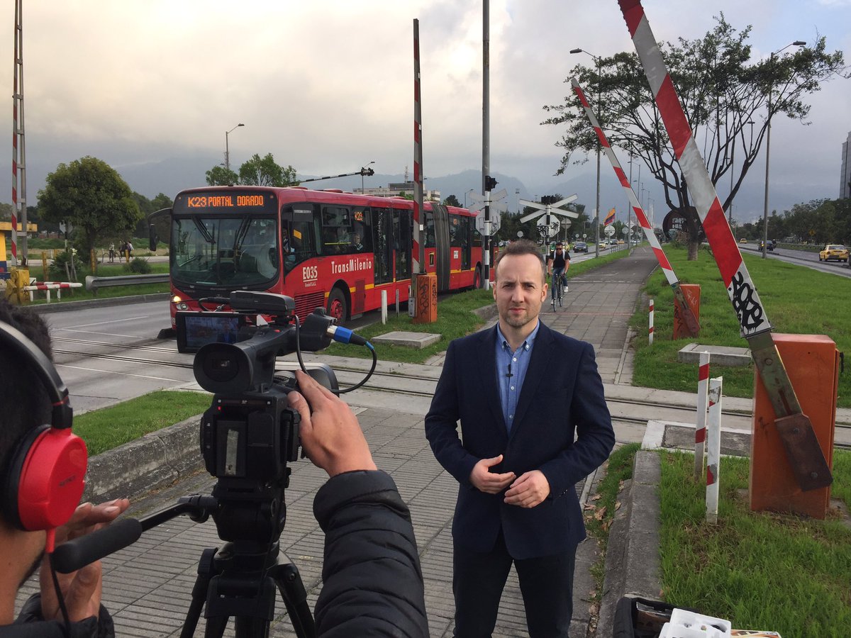 wflorizoone's tweet photo. Afgelopen week was ik te gast in Bogotá als milieu- en mobiliteitsexpert voor een nieuwe webportal rond mobiliteitsmanagement #automy https://t.co/6BWgDqixA9