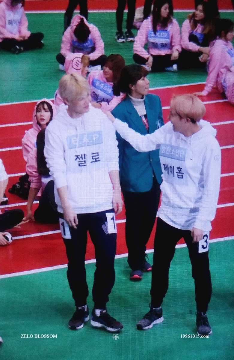 JH_SS_218's tweet photo. ย้ายคู่ชิปล่ะ บรัยส์~ ㅡ3ㅡ 
มีฟามตัวเย้กตัวหย่าย แง๊~ ㅠㅅㅠ
#lohope https://t.co/olkJ7aUev0