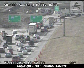 DaleLezon's tweet photo. Outbound South Freeway jammed near South Loop for truck crash about 10:45 a.m. #houtraffic https://t.co/ojdKm8eDpp