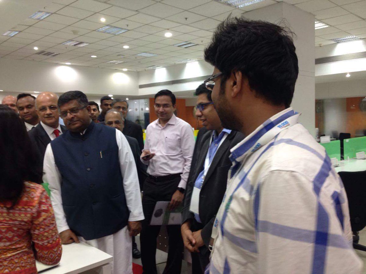 LimitlessCircle's tweet photo. Brief interaction with Ravi shankar ji at Nasscom 10K warehouse https://t.co/pLlG0JEI6V